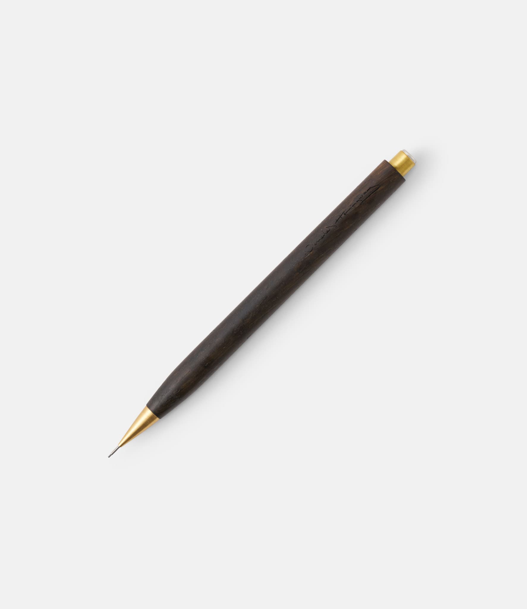 Nicholas Hemingway 5100 Year Old Bog Oak Pencil — карандаш из мореного дуба
