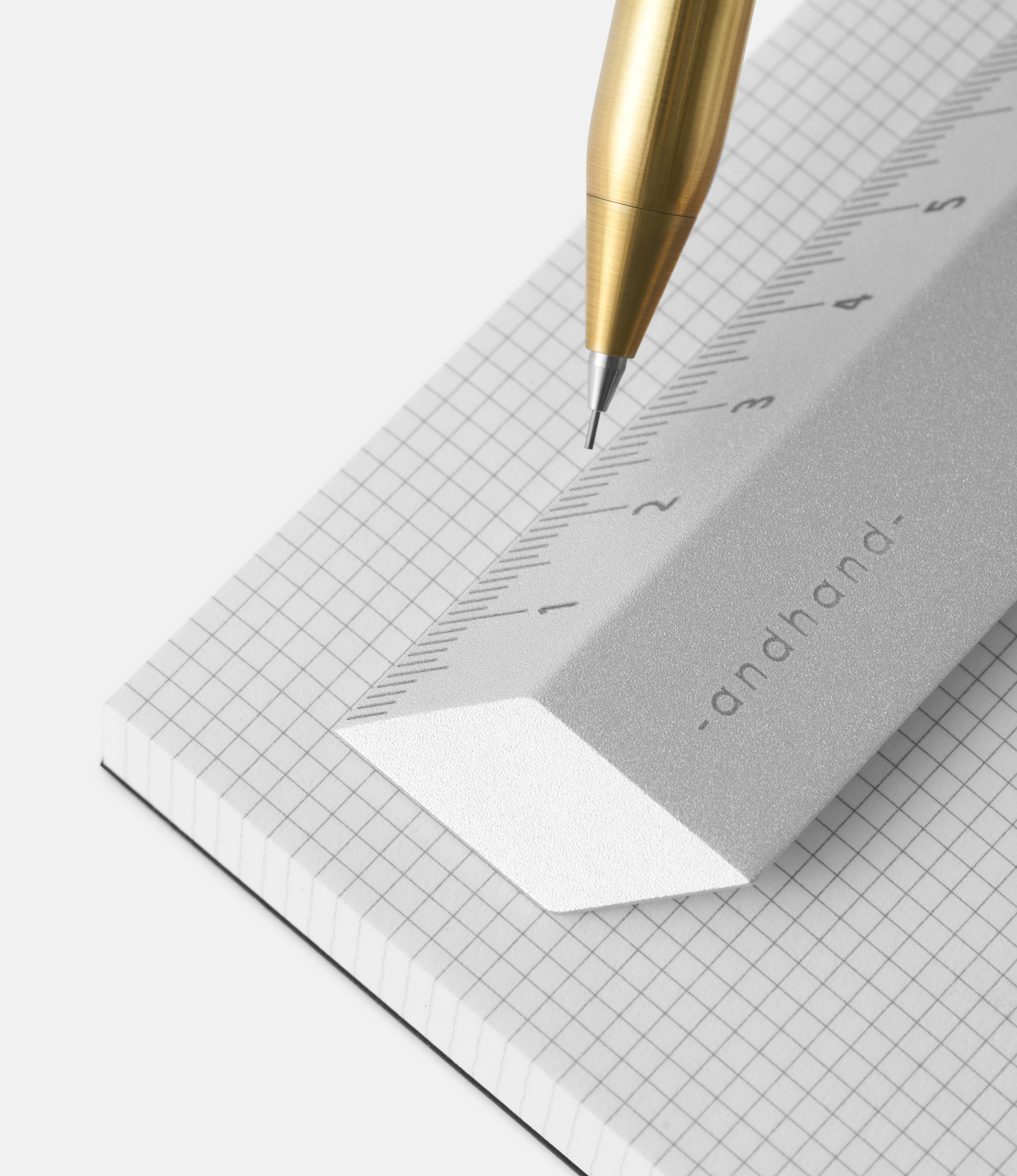 Andhand Illusion Ruler Silver Lustre — линейка из алюминия с оптическим эффектом