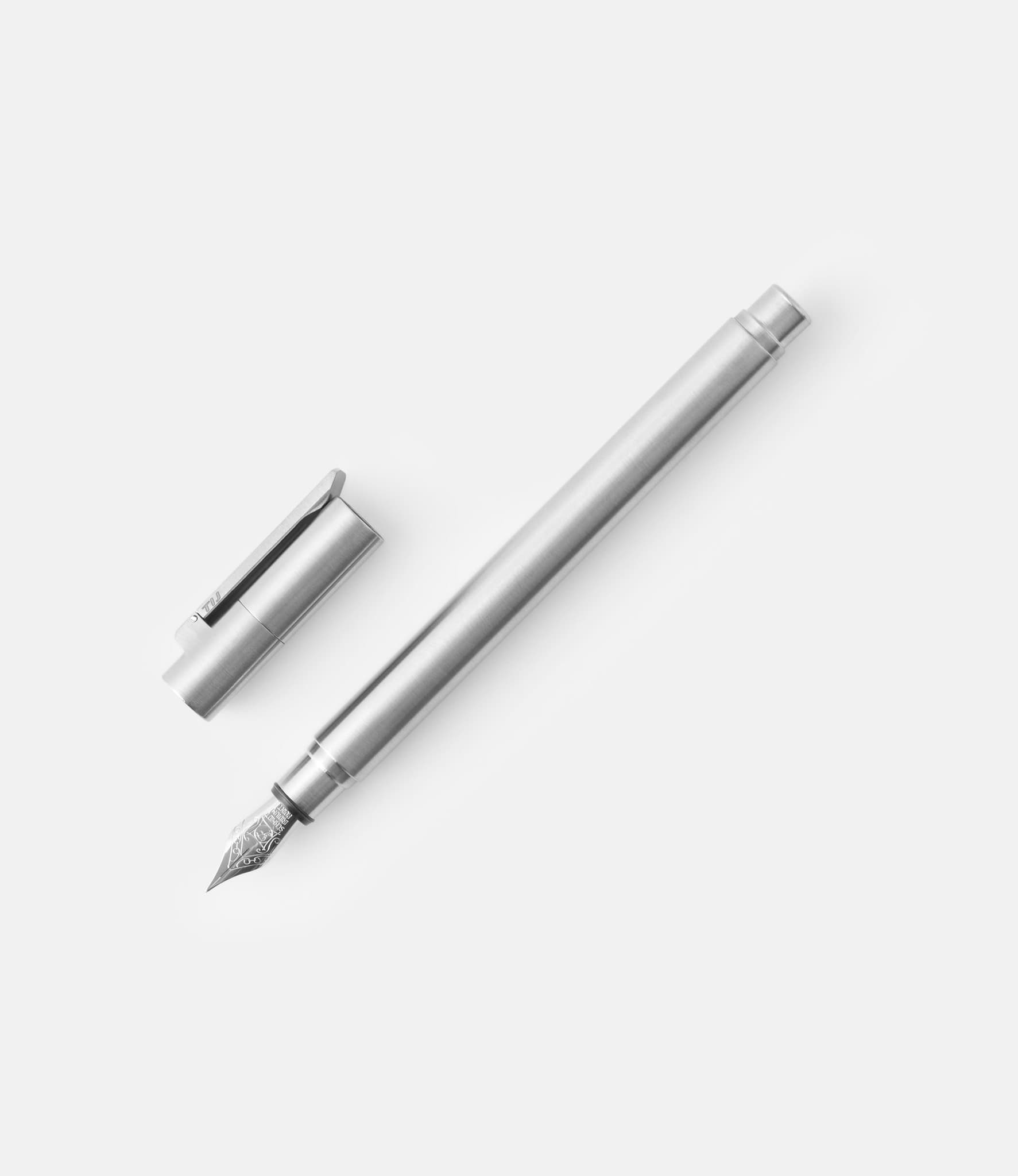 TIJ Fountain Pen — перьевая ручка из титана