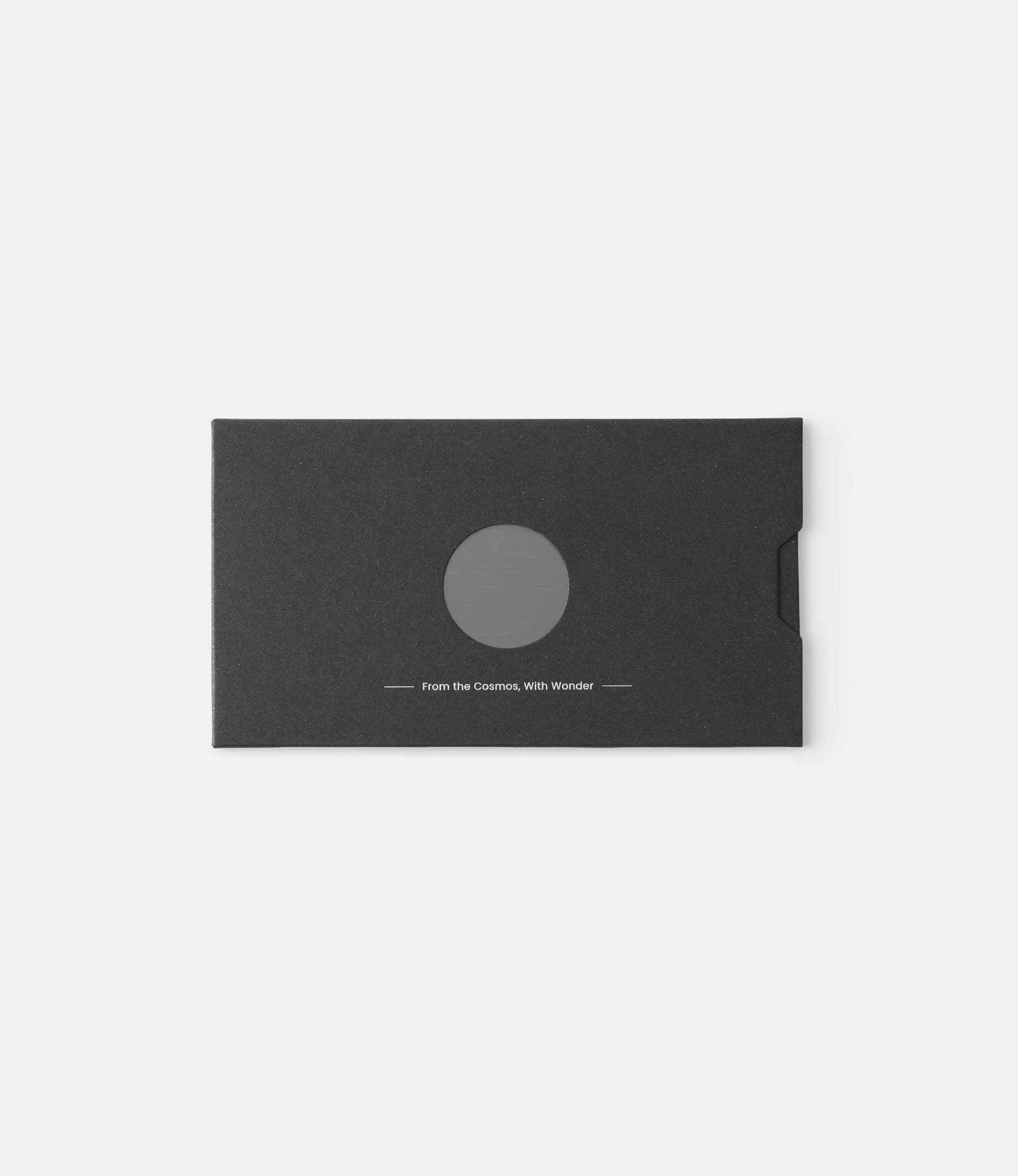 Novium Post Astral Card — металлическая открытка
