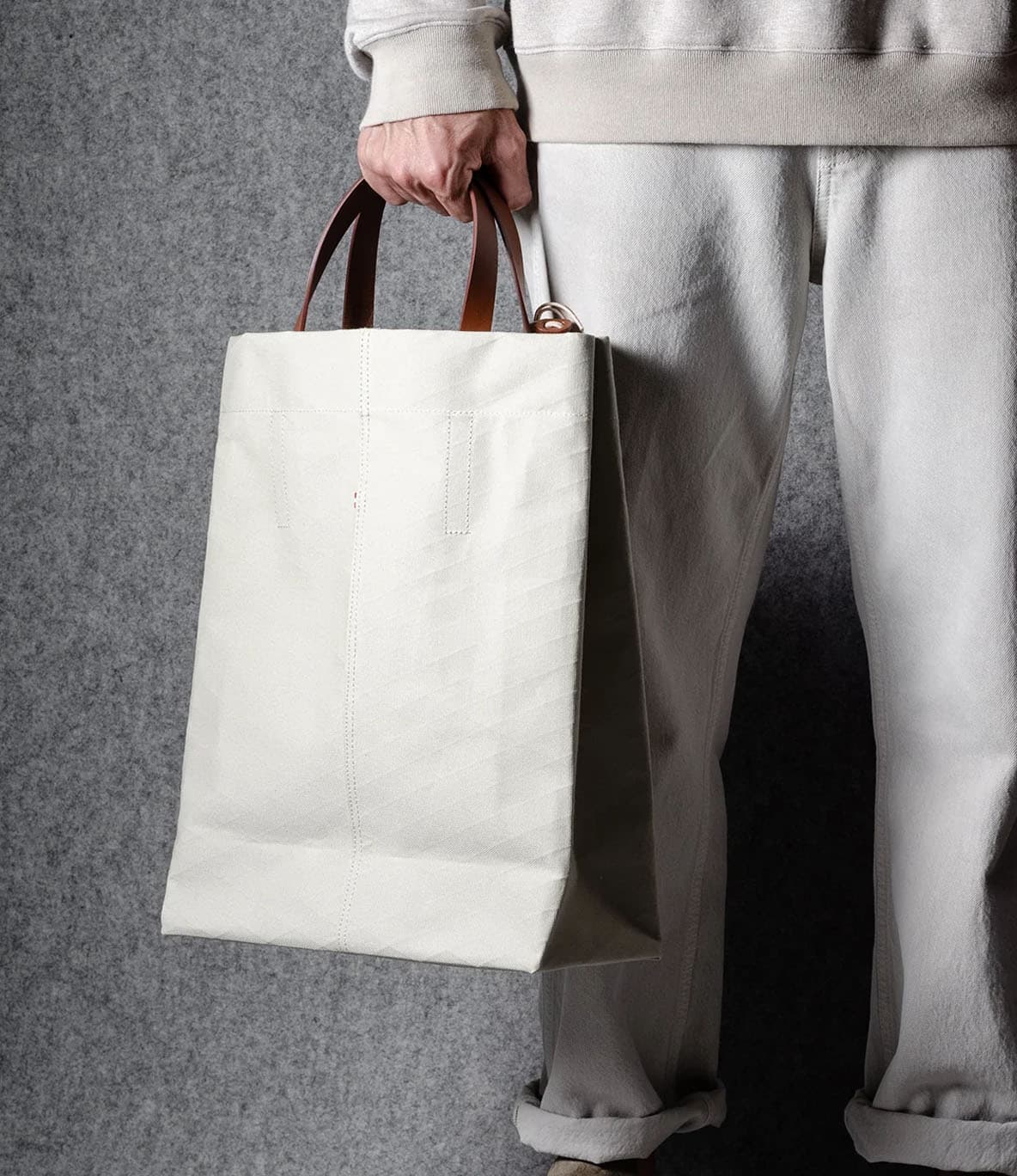 Hard Graft Keeper Tote Bag Natural — сумка из хлопкового ламината