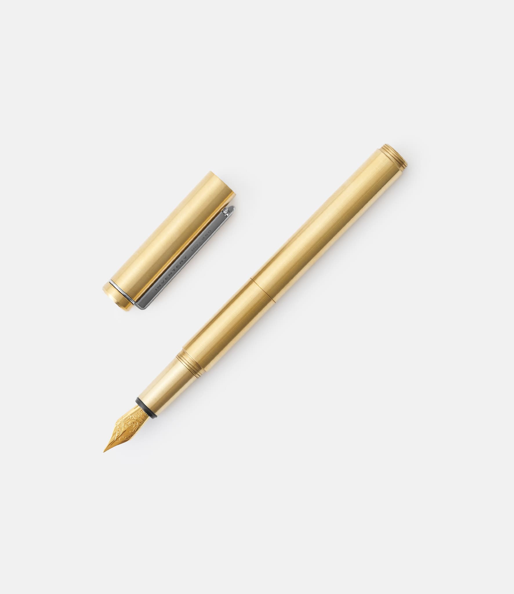 Inventery Pocket Fountain Pen Brass — карманная перьевая ручка