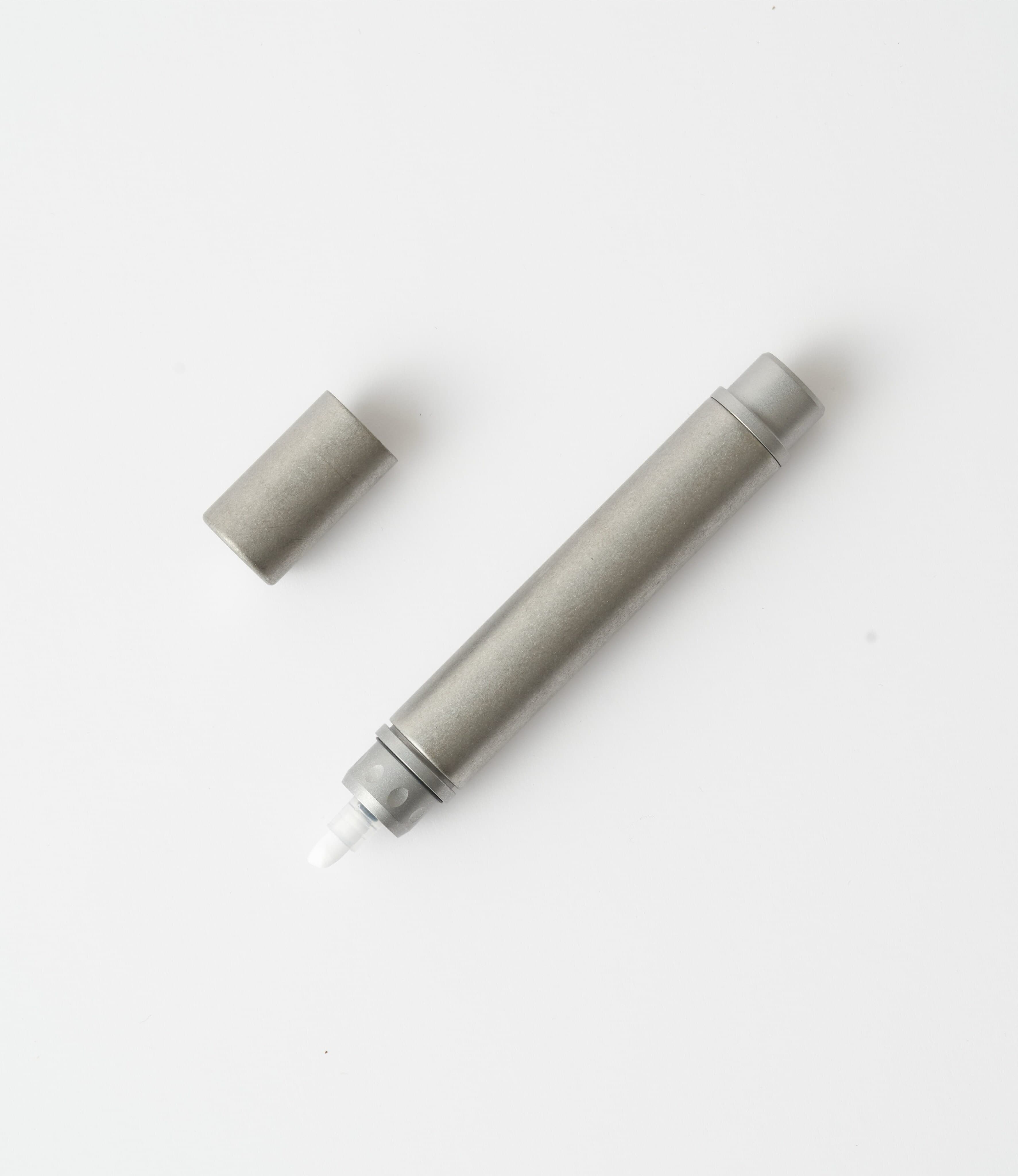 TEC Hi-Markr Titanium Stonewashed Short Cup — титановый маркер-текстовыделитель