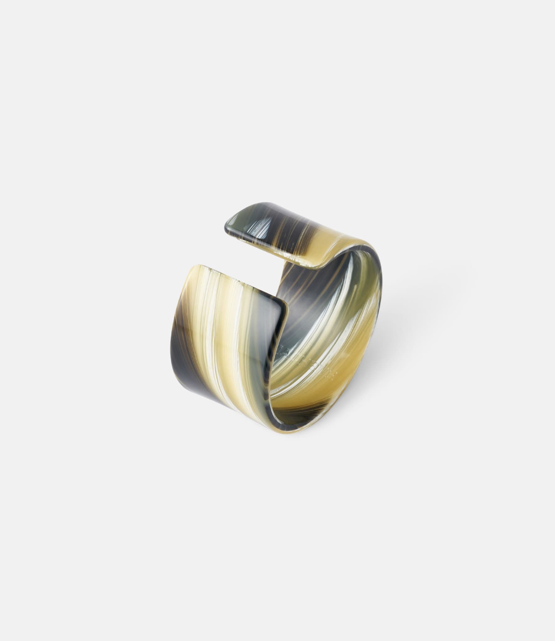 Machete Jumbo Cuff Horn — браслет из ацетата