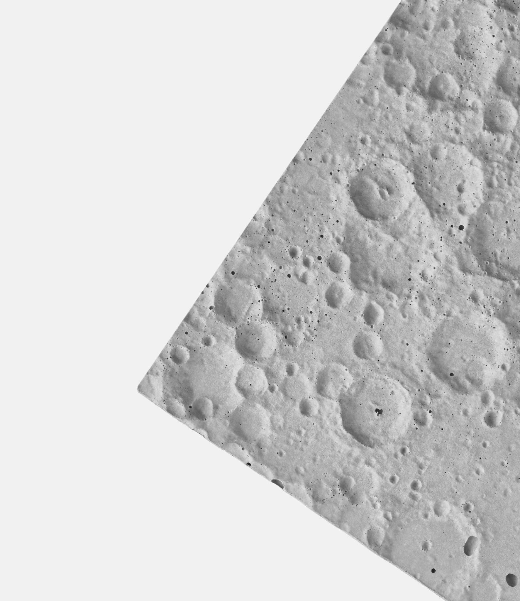 Deskspace Lunar Surface Large — лунная поверхность из бетона