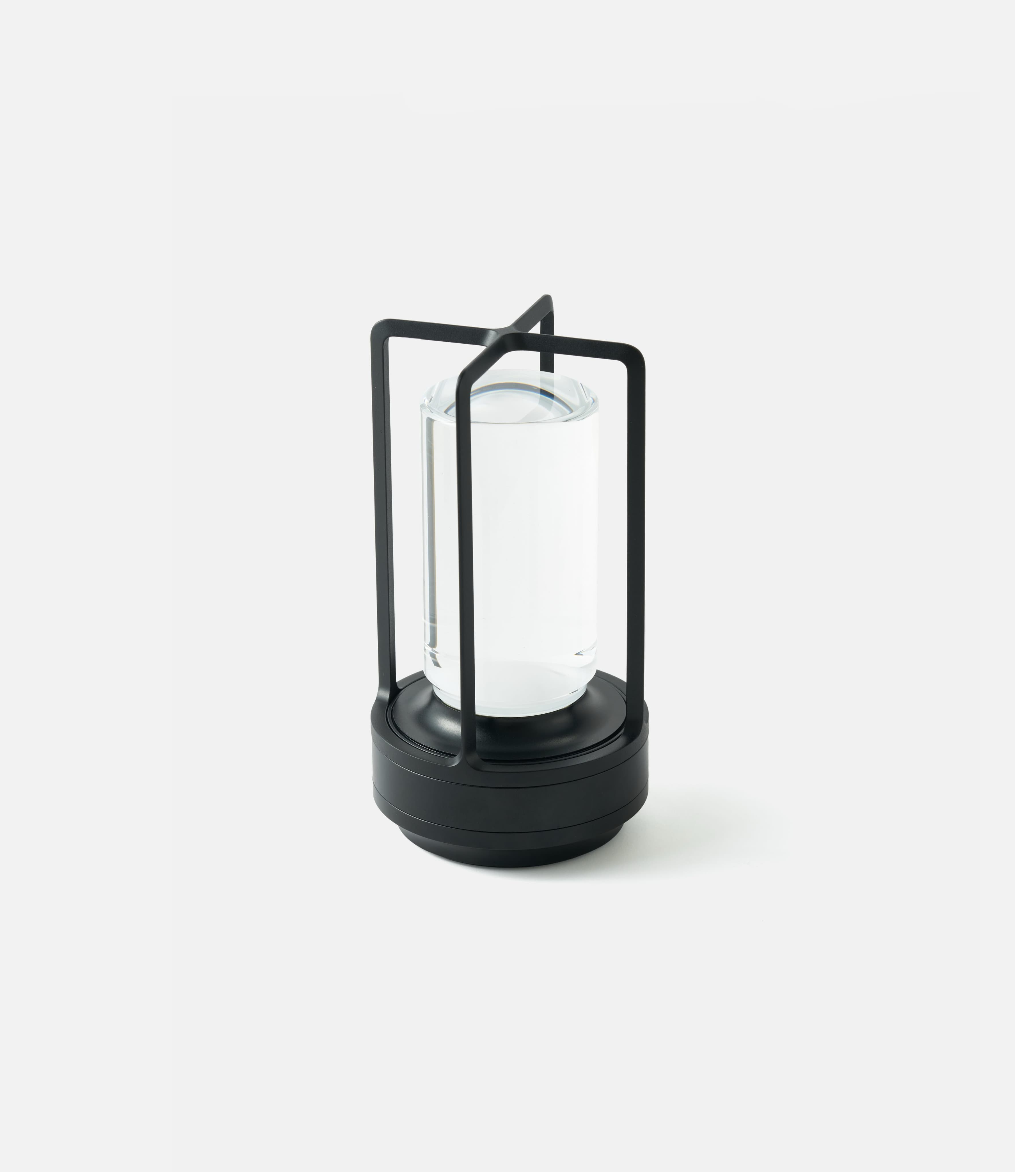 Ambientec Turn+ Aluminum Black — лампа из алюминия
