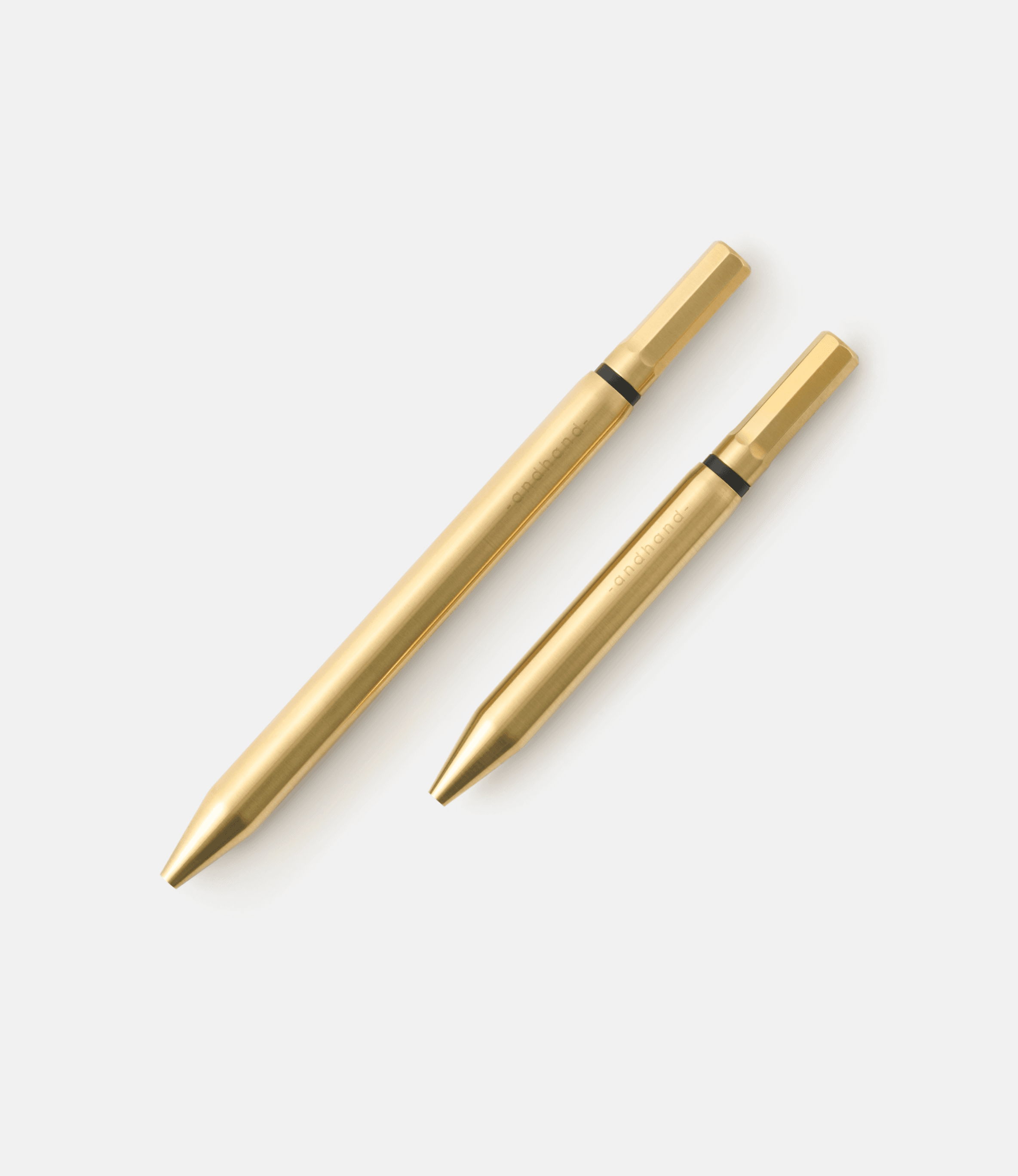 Andhand Method Pen Mini Brass — ручка из латуни с поворотным механизмом