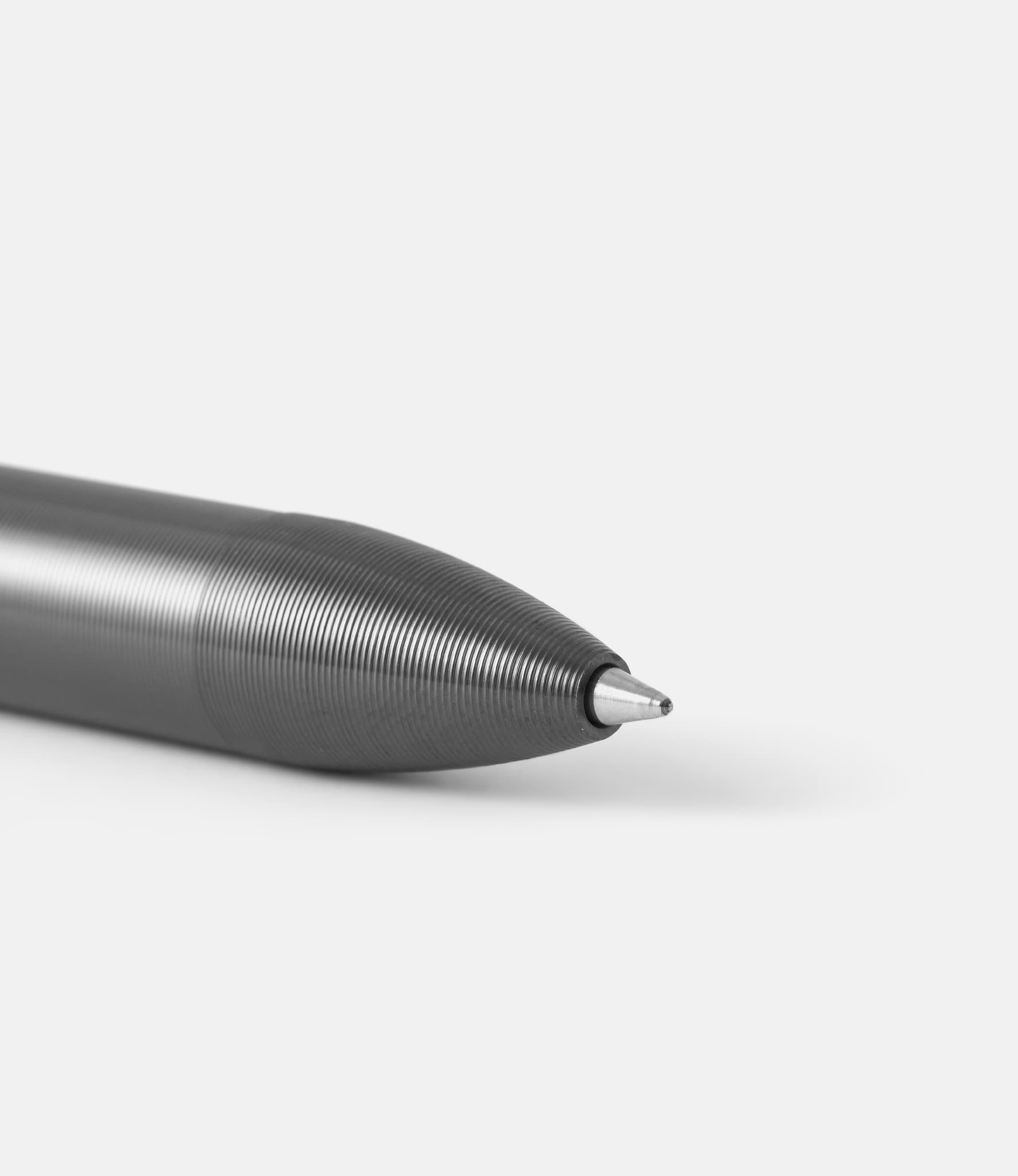 Tactile Turn Bolt Action Pen Zirconium — ручка из циркония