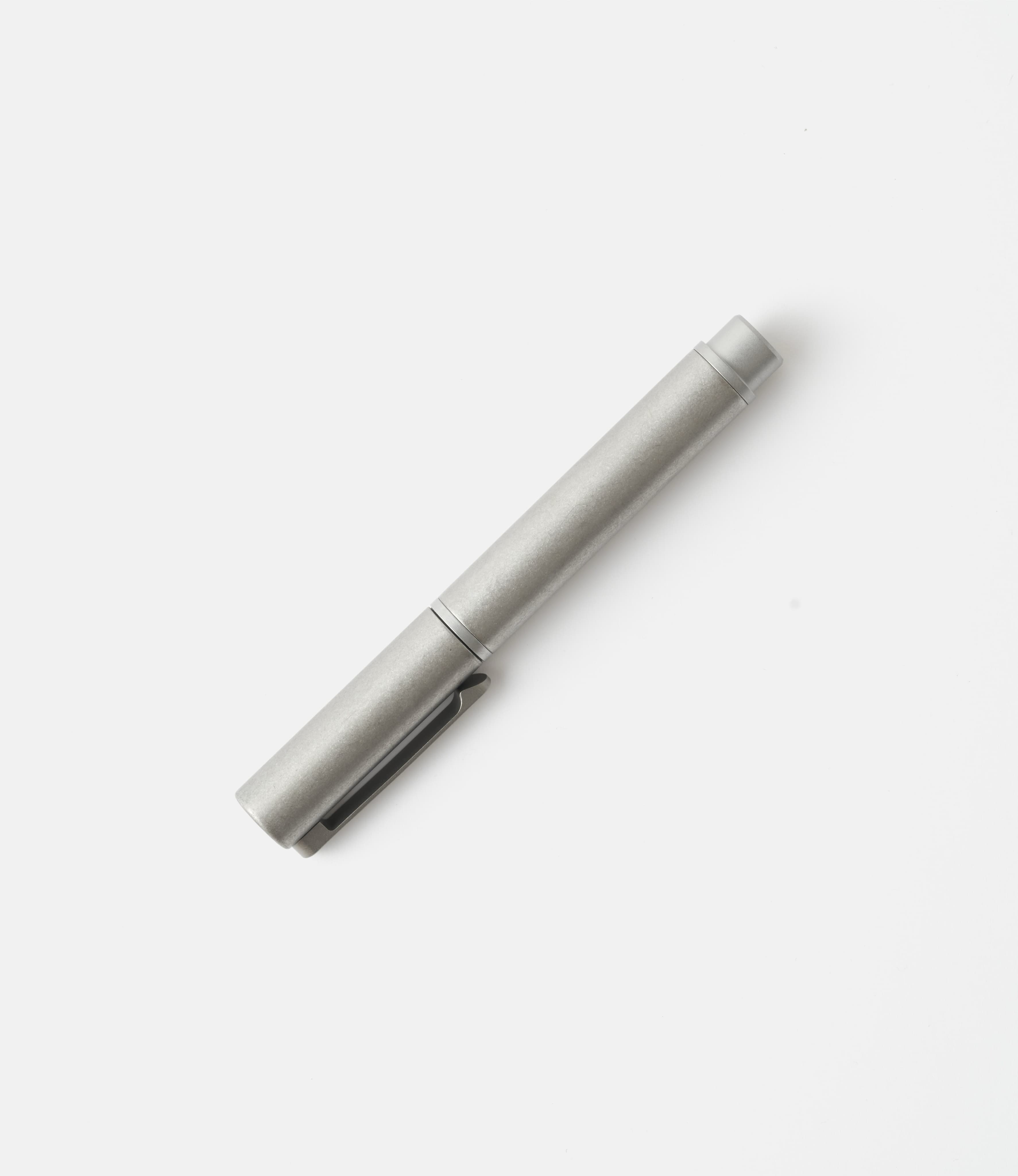 TEC Hi-Markr Titanium Stonewashed Pocket Clip Cup — титановый маркер-текстовыделитель