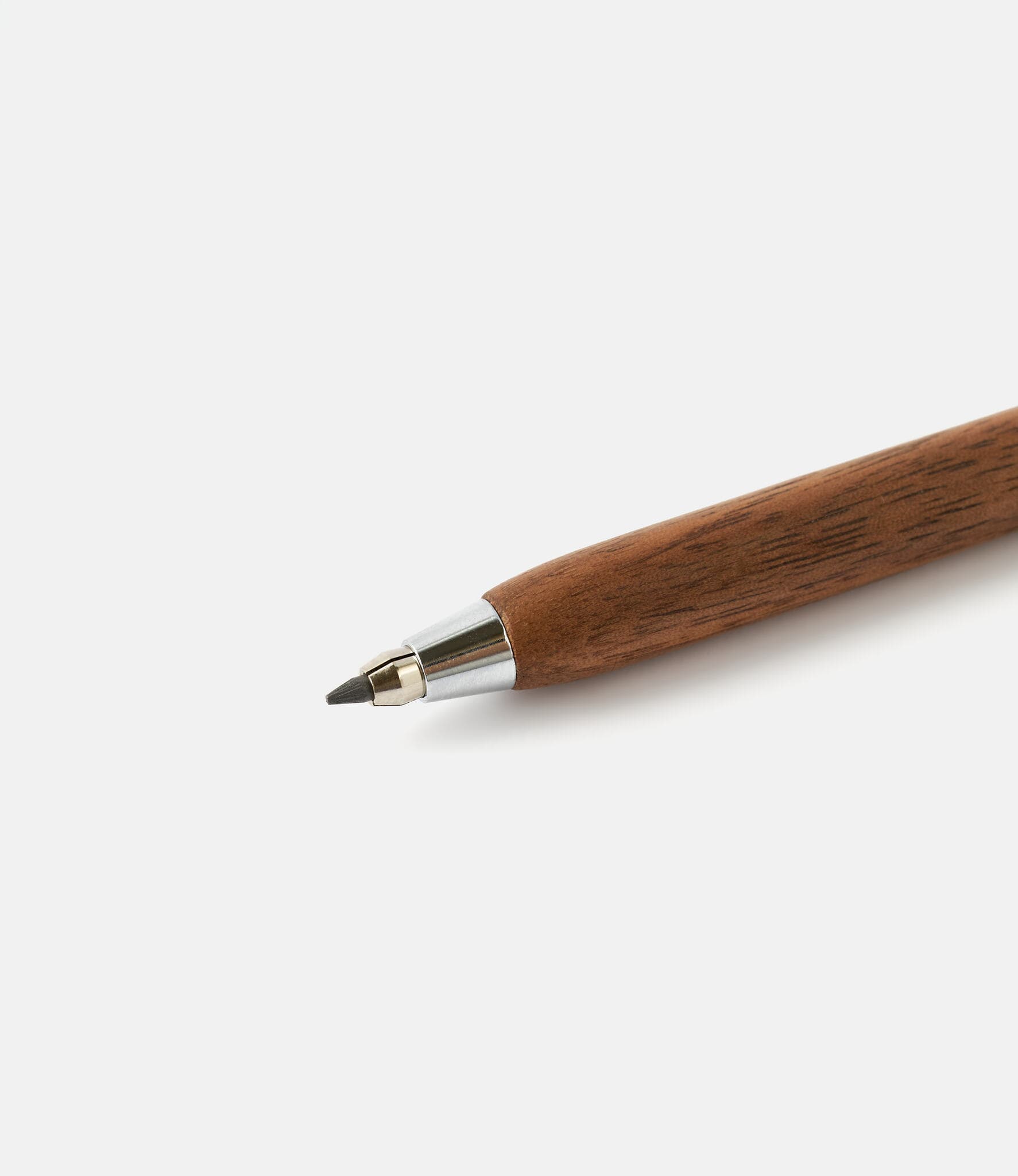 Nicholas Hemingway Walnut Clutch Pencil — механический карандаш из древесины ореха