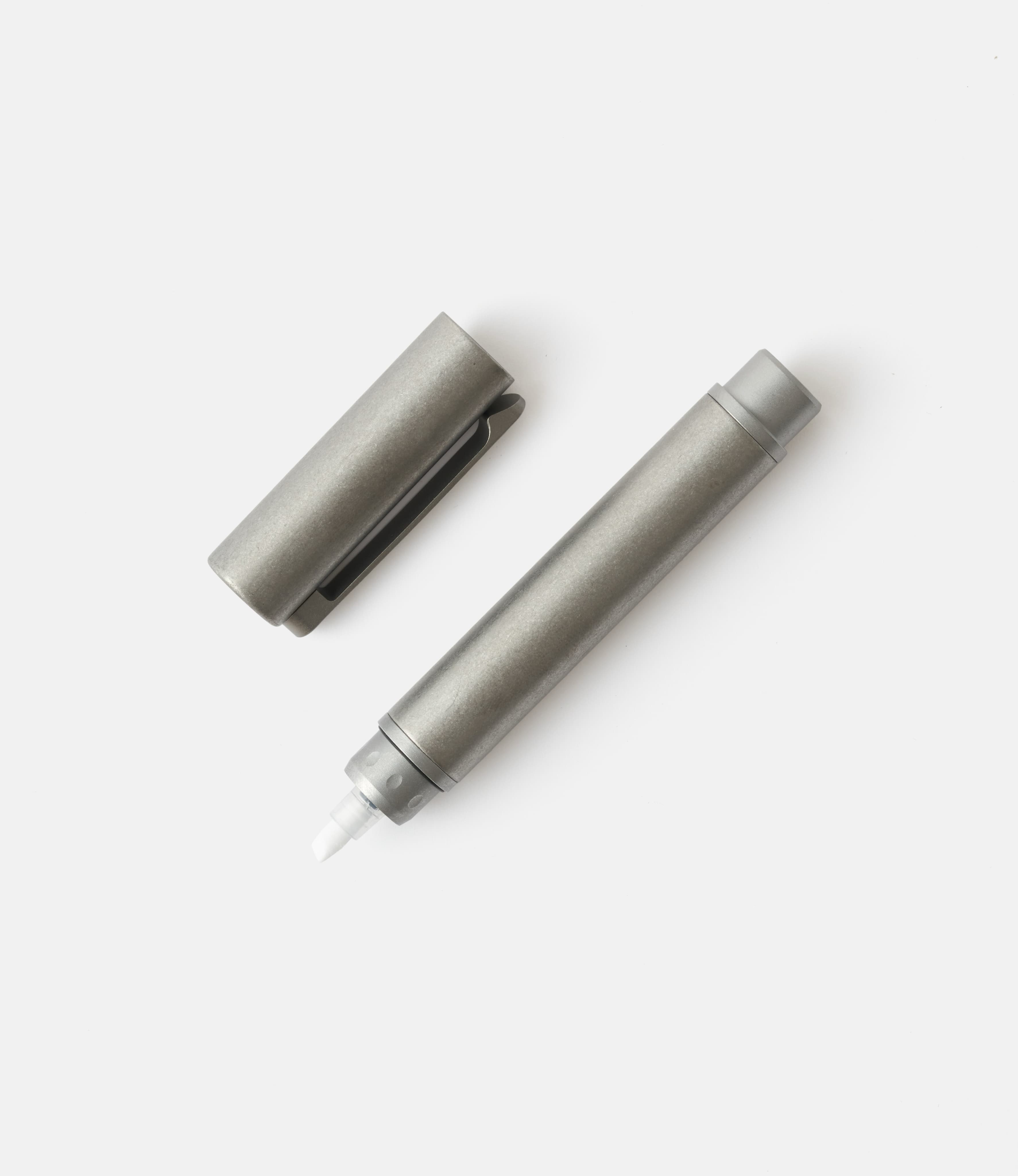 TEC Hi-Markr Titanium Stonewashed Pocket Clip Cup — титановый маркер-текстовыделитель
