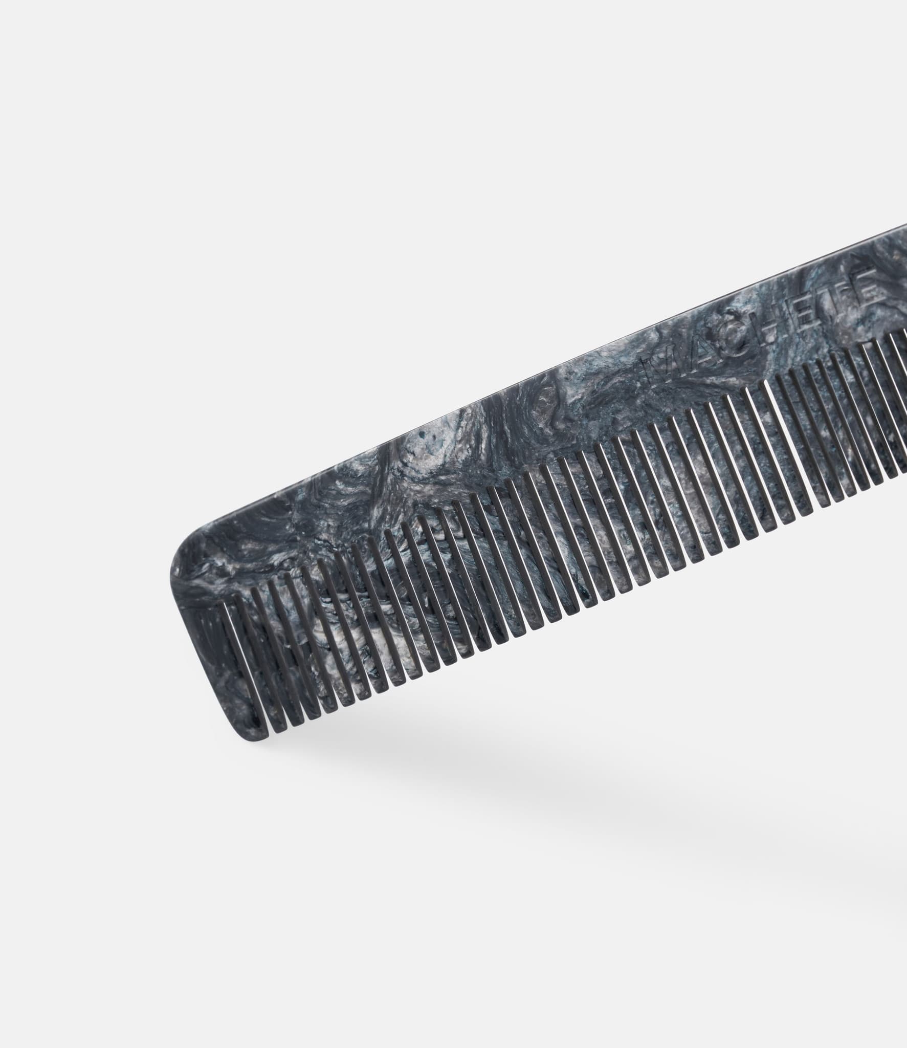 Machete No.1 Comb in Obsidian — расчёска из ацетата